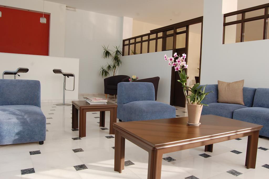 Astir Hotel Карловаси Экстерьер фото