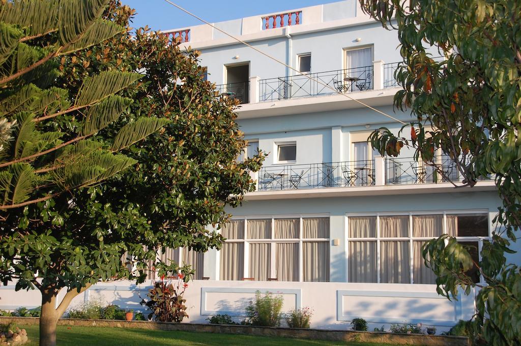 Astir Hotel Карловаси Экстерьер фото